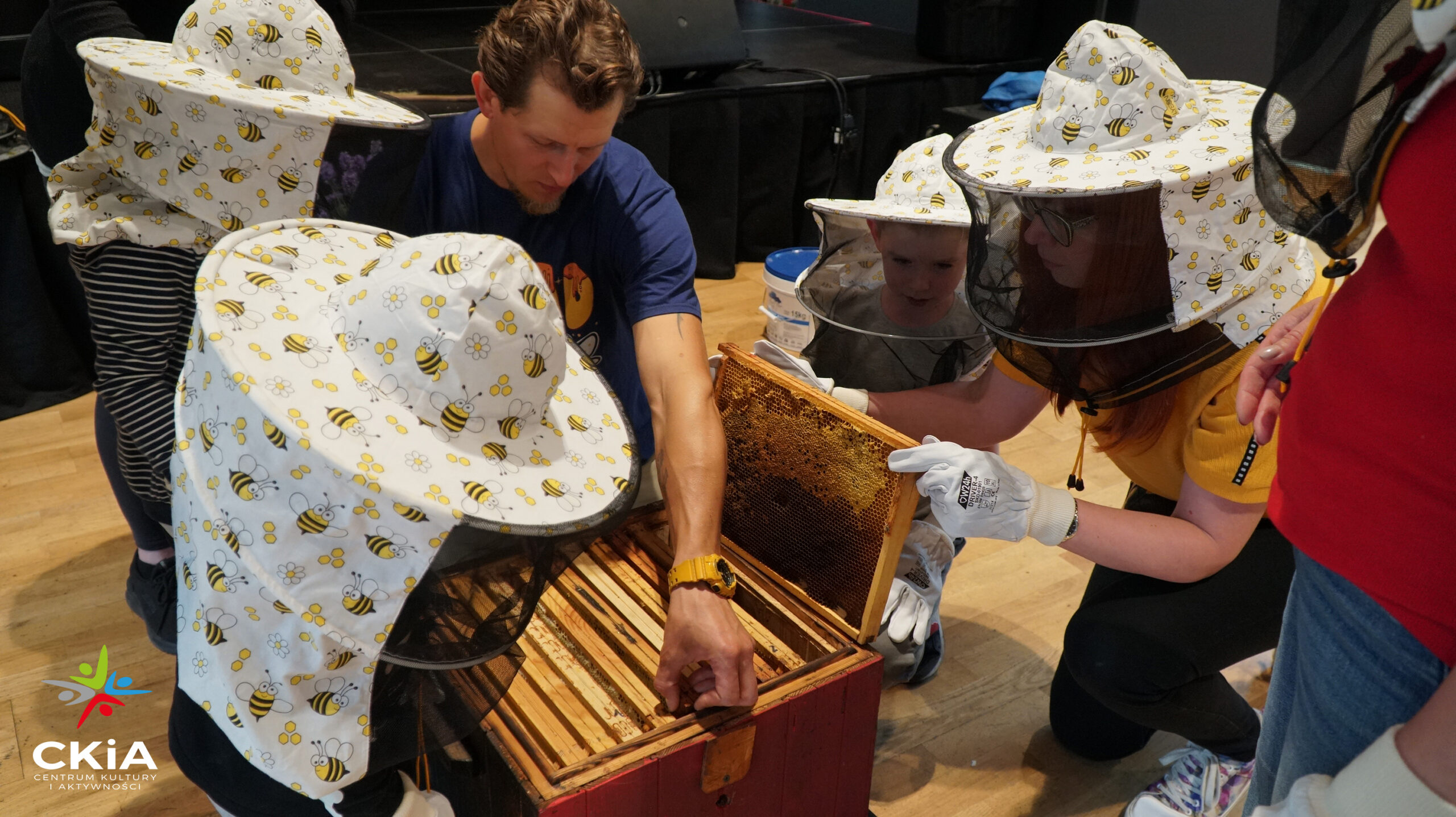 Wizyta pszczółek w CKiA.